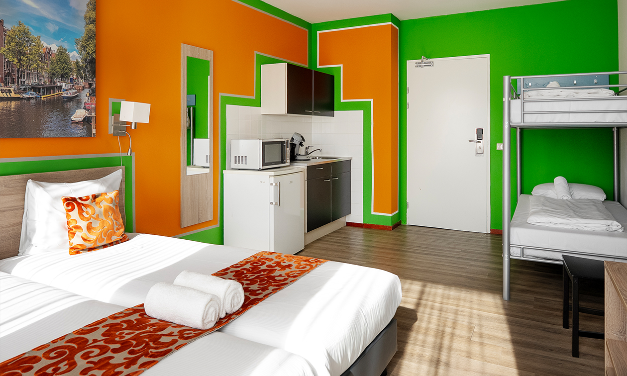 Amsterdam Teleport Hotel