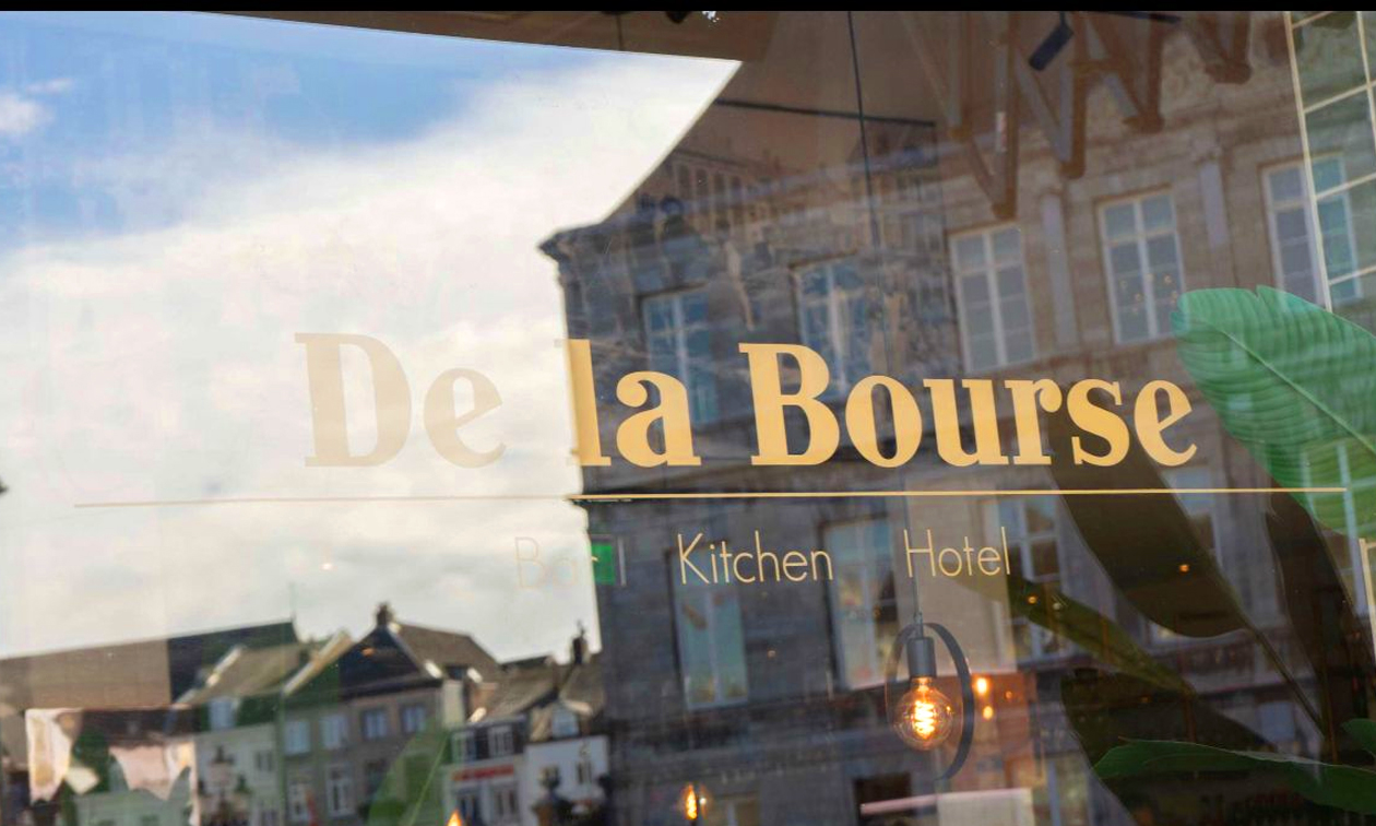De la Bourse