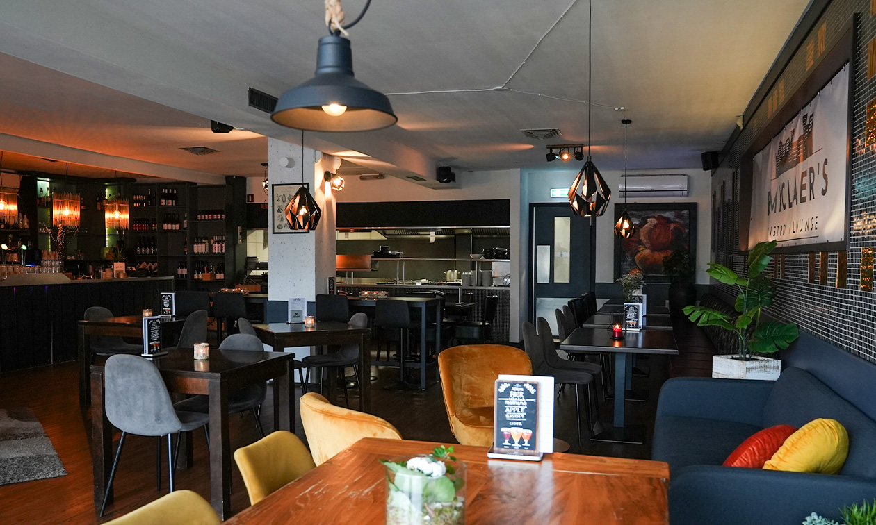 Emiclaer's Bistro 'n Lounge