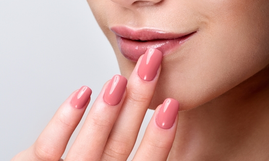 BIAB + mini-manicurebehandeling of acrylnagels