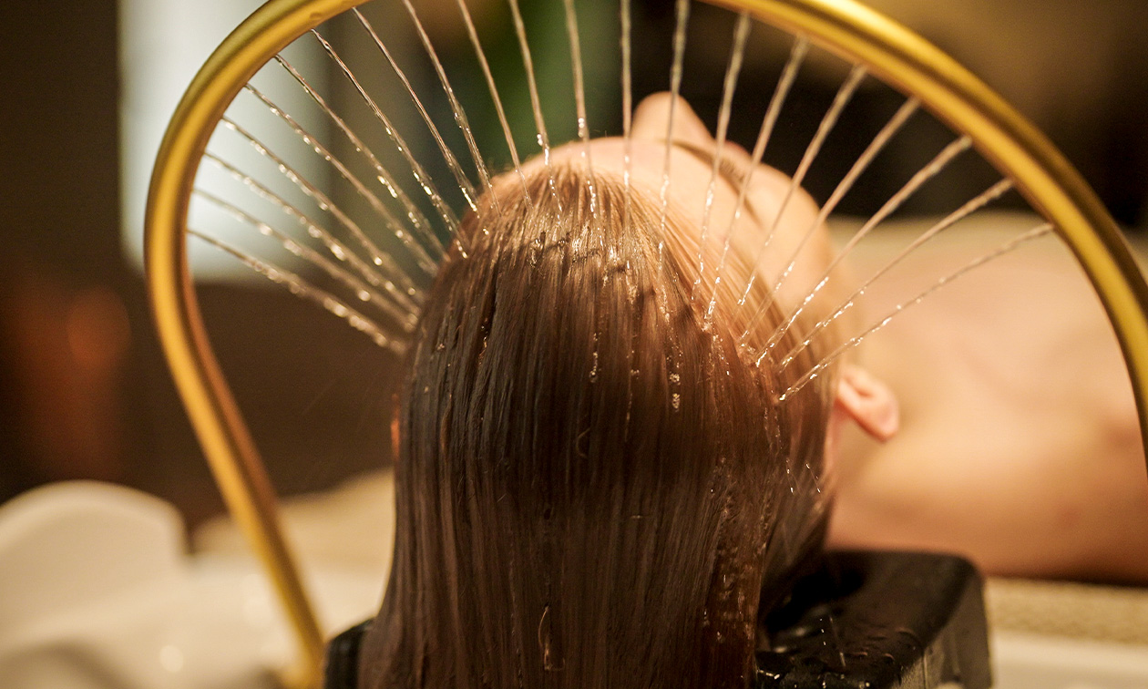 Japanese head spa + gezichtsmasker + thee (60 of 75 min)