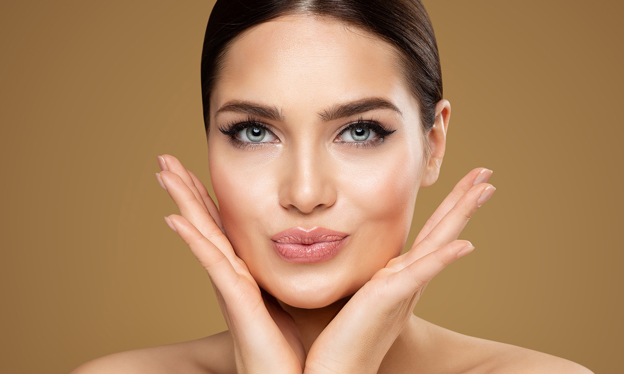 Microneedling of permanente make-up naar keuze Microneedling of permanente make-up naar keuze