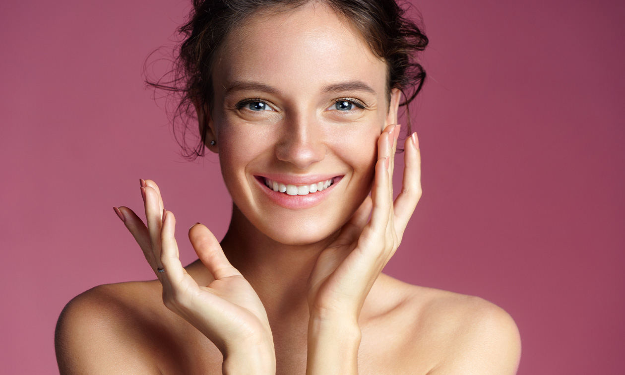 Gezichtsbehandeling naar keuze (30 of 45 min)