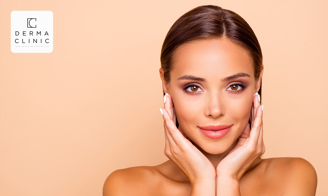 Huidverbeterende microneedling-gezichtsbehandeling