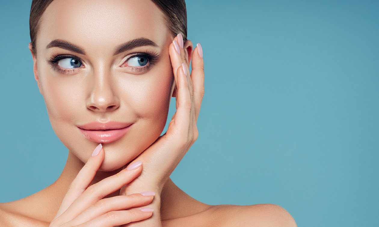 Non-chirurgische facelift met 13D (LIPO)HIFU