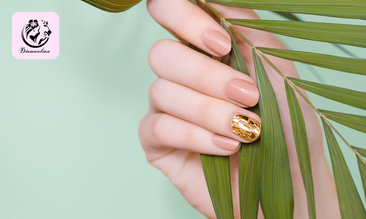 Pose de vernis semi-permanent sur mains ou pieds près de Valenciennes