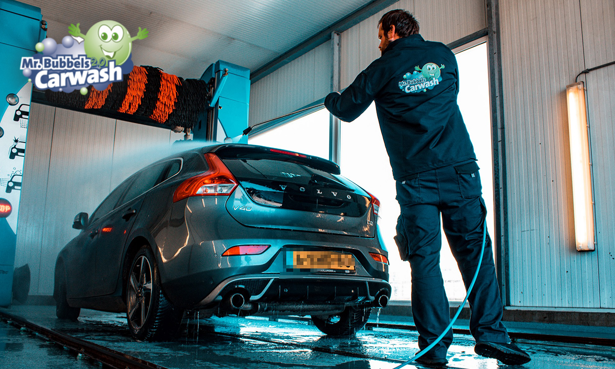 Compleet autowasprogramma bij Mr. Bubbels + evt. binnenreiniging Compleet autowasprogramma bij Mr. Bubbels + evt. binnenreiniging