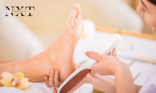 Pedicurebehandeling + evt. gellak en/of schimmelnagelbehandeling (30, 45 of 75 min)