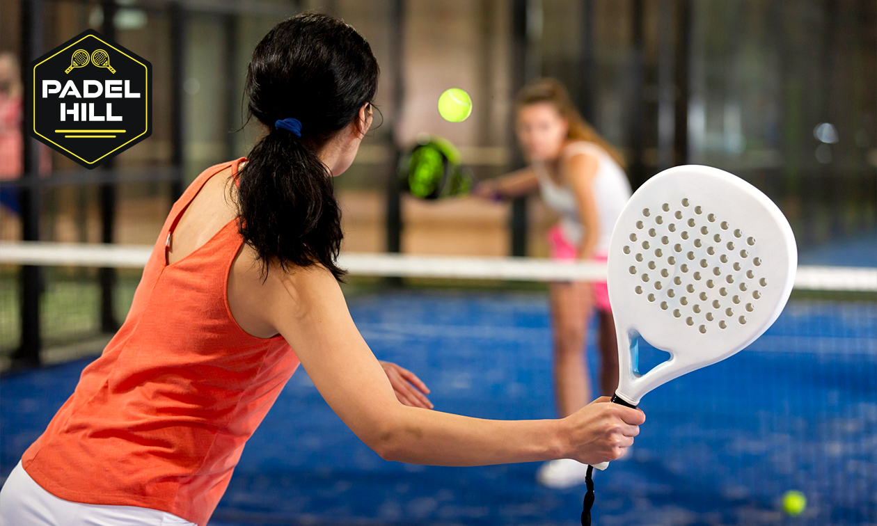Huur padelbaan (1,5 uur) + evt. rackets en bal Huur padelbaan (1,5 uur) + evt. rackets en bal