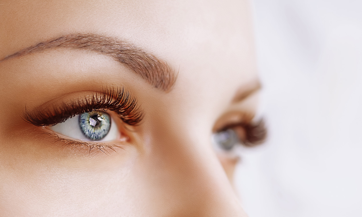 Wimperlift + evt. verven of BIAB + evt. gellak