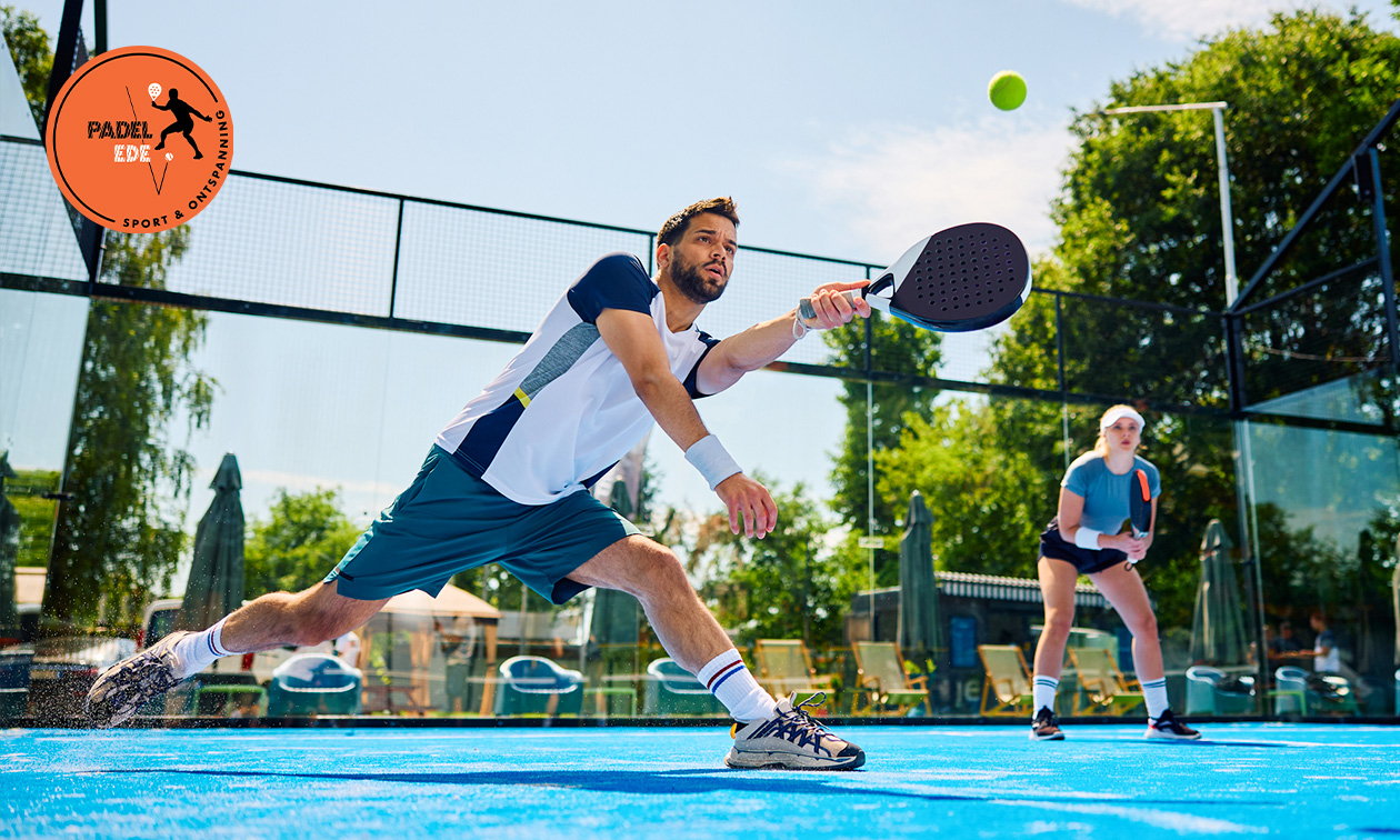 Padellen (1 uur) voor 4 personen bij Squash & Padel Ede