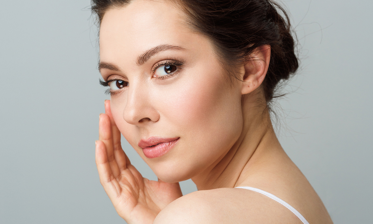 Gezichtsbehandeling naar keuze