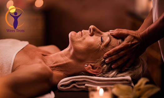 Massage (30 of 60 min) of ontspanningsbehandeling(en) naar keuze