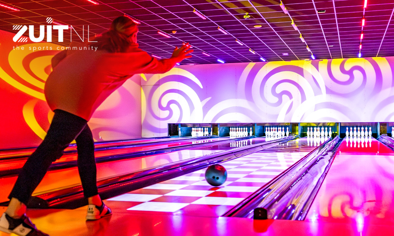 Bowlen voor 2 tot 6 personen (1 uur) + bittergarnituur (12 stuks)